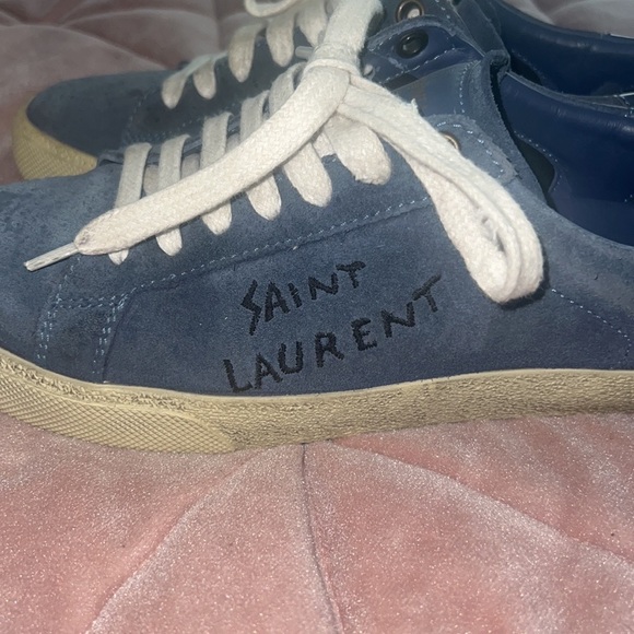 Saint Laurent Classic Court Sneaker - Picture 4 of 8